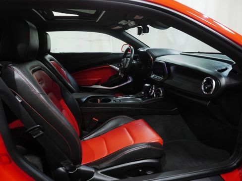 Used 2023 Chevrolet Camaro SS RWD image 11