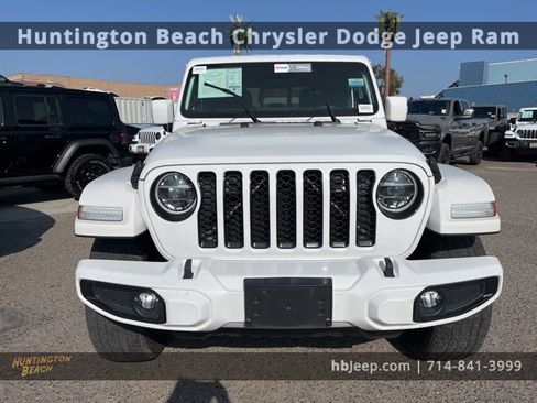 Used 2021 Jeep Gladiator Overland image 2