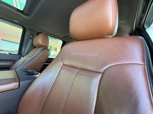 Used 2016 Ford F250 Platinum w/ Platinum Package AWD/4WD image 26
