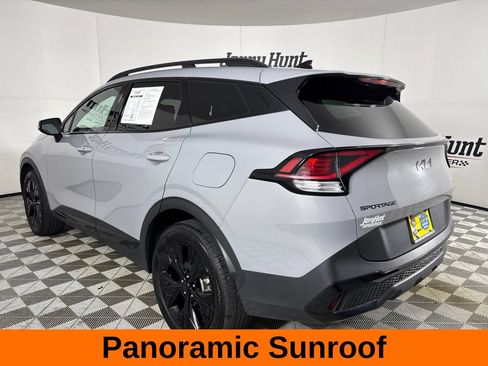 Used 2025 Kia Sportage X-Line w/ Premium Package AWD/4WD image 9