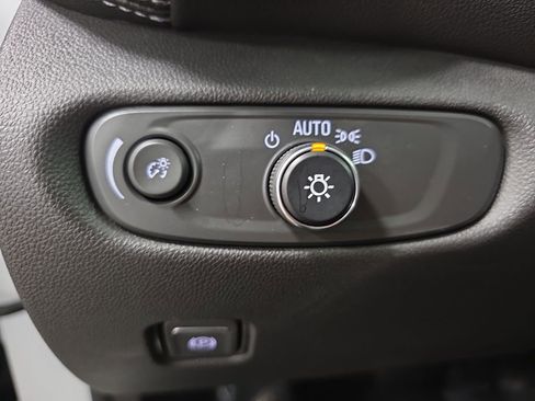 Certified 2025 Chevrolet Blazer LT AWD/4WD image 25