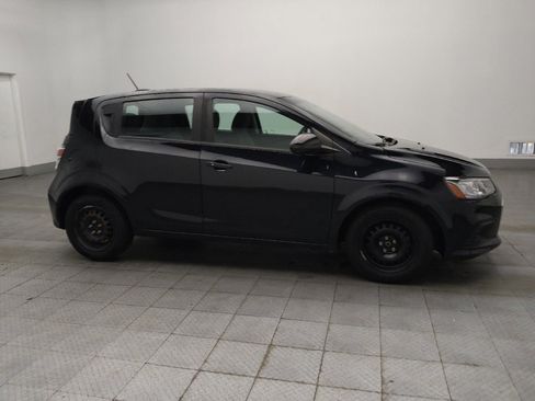 Used 2020 Chevrolet Sonic LT FWD image 11
