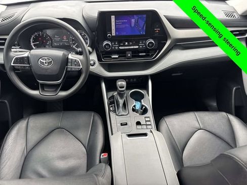 Used 2023 Toyota Highlander L image 26