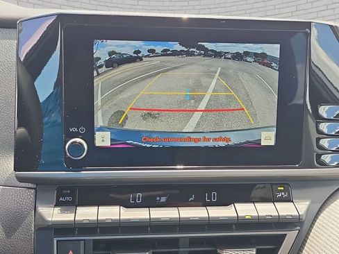 Used 2026 Toyota Camry SE w/ Convenience Package FWD image 23