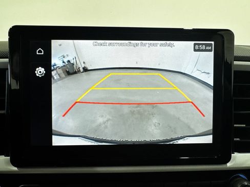 Used 2025 Hyundai Venue Limited FWD image 10