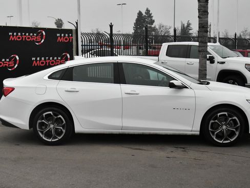 Used 2024 Chevrolet Malibu LT image 9