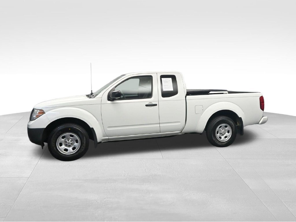Used 2018 Nissan Frontier S RWD image 2