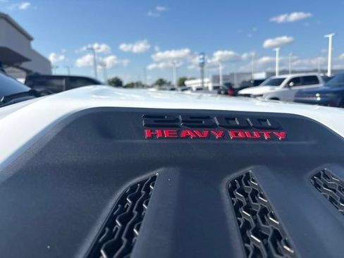 Used 2024 RAM 2500 Laramie w/ Night Edition AWD/4WD image 5