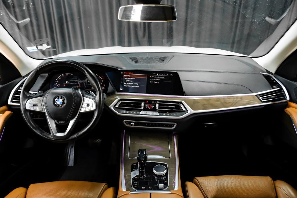Used 2020 BMW X7 xDrive40i w/ Parking Assistance Package AWD/4WD image 21