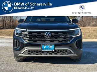 Used 2024 Volkswagen Atlas Cross Sport SE w/ Panoramic Sunroof Package video 1