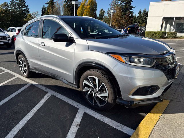 Used 2019 Honda HR-V Sport image 2