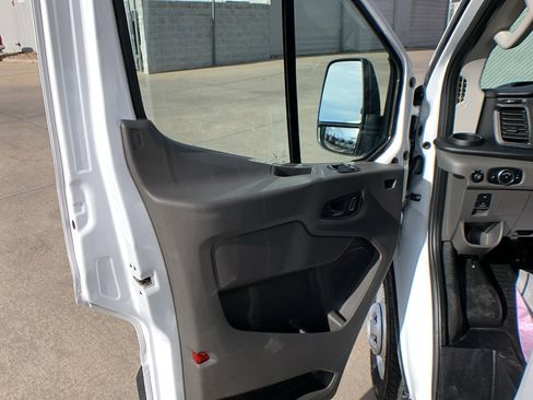 Used 2023 Ford Transit 350 XL image 6