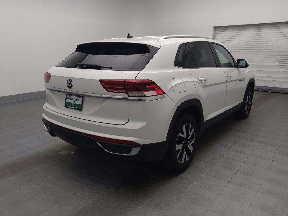 Used 2023 Volkswagen Atlas Cross Sport SE FWD image 9