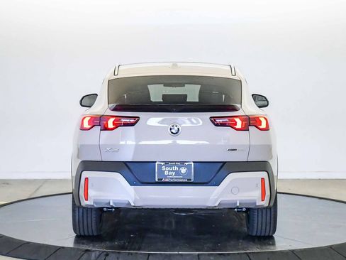 New 2026 BMW X2 xDrive28i w/ Technology Package image 3