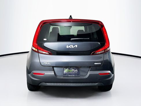 Used 2022 Kia Soul EX FWD image 7