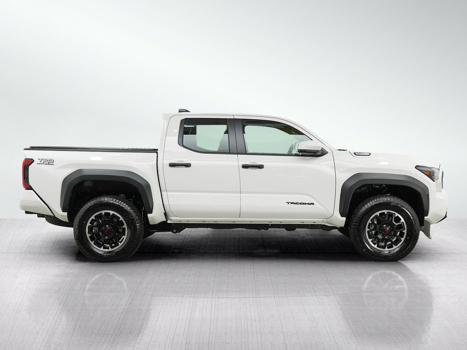 Used 2026 Toyota Tacoma TRD Off-Road AWD/4WD image 8