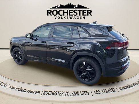 New 2026 Volkswagen Atlas Cross Sport SEL R-Line AWD/4WD image 6