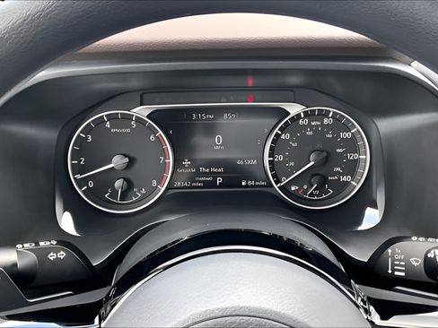 Certified 2023 Nissan Rogue SV FWD image 12