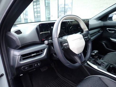 Certified 2025 Kia K4 GT-Line image 14