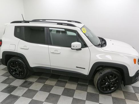 Used 2018 Jeep Renegade Altitude image 5