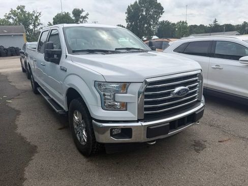 Used 2017 Ford F150 XLT w/ Equipment Group 302A Luxury AWD/4WD image 3