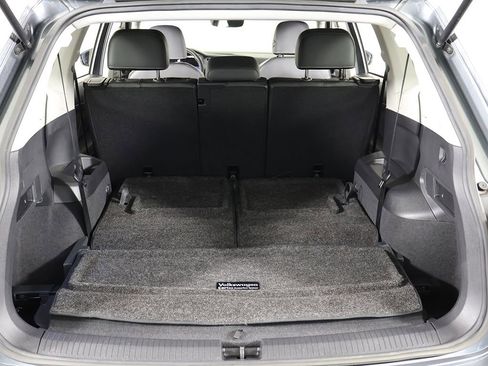 Used 2023 Volkswagen Tiguan SE FWD image 20