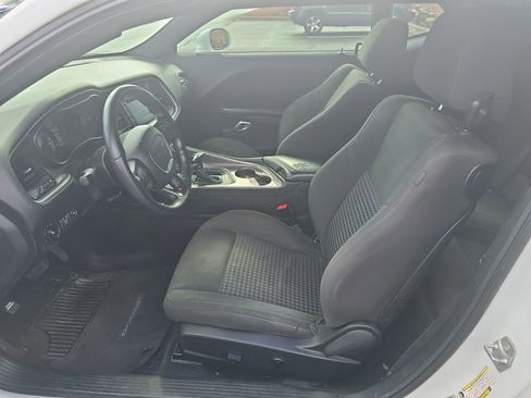 Used 2016 Dodge Challenger SXT w/ Blacktop Package image 6