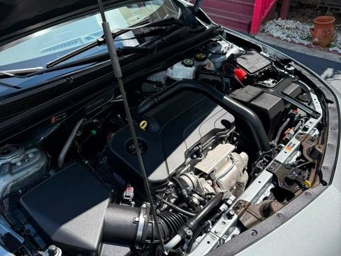 Used 2023 Chevrolet Malibu LS FWD image 32
