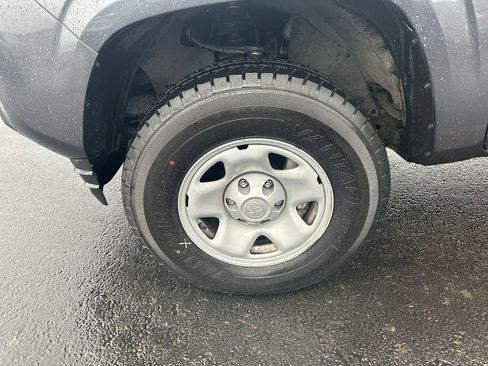 Used 2023 Toyota Tacoma SR image 12