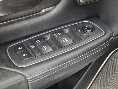 Used 2021 RAM 1500 Limited AWD/4WD image 13