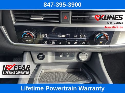 Used 2025 Nissan Rogue SV image 45