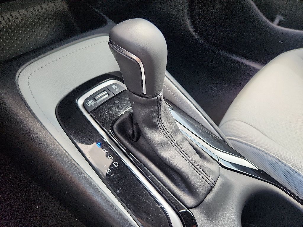 Used 2024 Toyota Corolla SE FWD image 15