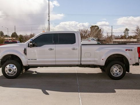 Used 2018 Ford F450 Platinum w/ Platinum Ultimate Package image 9