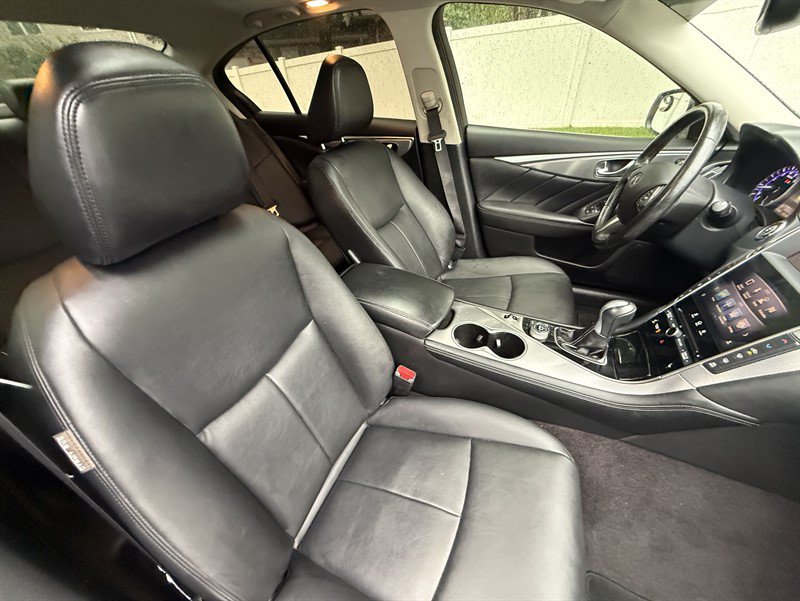 Used 2015 INFINITI Q50 Premium w/ Navigation Package AWD/4WD image 17
