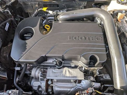 Used 2023 GMC Terrain SLE w/ Driver Convenience Package image 35