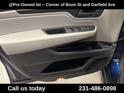 Used 2018 Honda Odyssey EX-L image 14