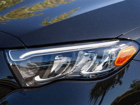 New 2025 Mercedes-Benz E 450 4MATIC All-Terrain Wagon image 7