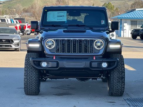 New 2026 Jeep Wrangler Unlimited Rubicon image 3