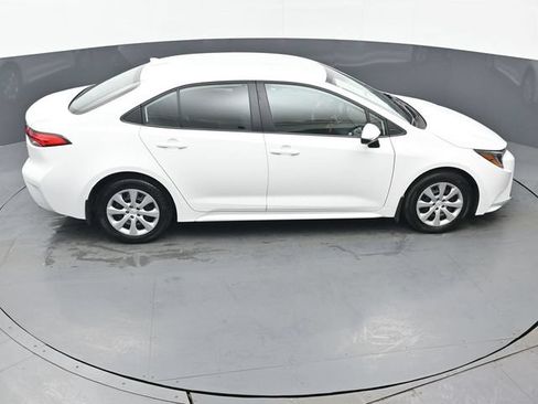 Certified 2025 Toyota Corolla LE FWD image 39