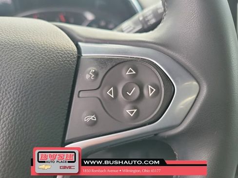 Used 2023 Chevrolet Traverse LT FWD image 25