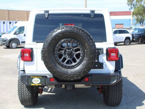 Used 2022 Jeep Wrangler Unlimited Sport AWD/4WD image 5