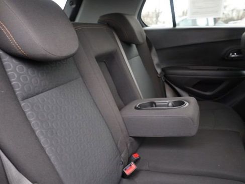 Certified 2020 Chevrolet Trax LS w/ Tint and Cruise Package image 34