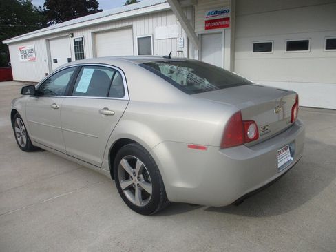 Used 2011 Chevrolet Malibu LT w/ Power Convenience Package FWD image 15