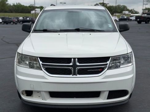 Used 2014 Dodge Journey SE w/ Flexible Seating Group FWD image 2