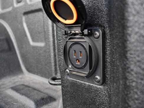 Used 2026 GMC Sierra 1500 Pro w/ Pro Value Package image 9