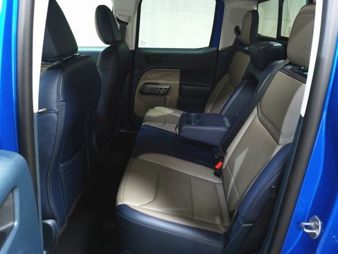 Used 2025 Ford Maverick Lariat w/ 4K Tow Package image 12