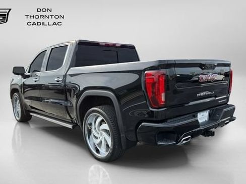 Used 2025 GMC Sierra 1500 Denali AWD/4WD image 3