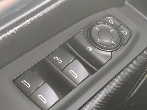 Used 2023 Chevrolet Silverado 1500 Custom RWD image 24