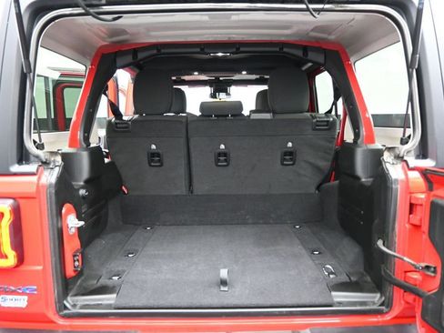 Used 2025 Jeep Wrangler Unlimited Rubicon 4xe w/ Safety Group AWD/4WD image 27