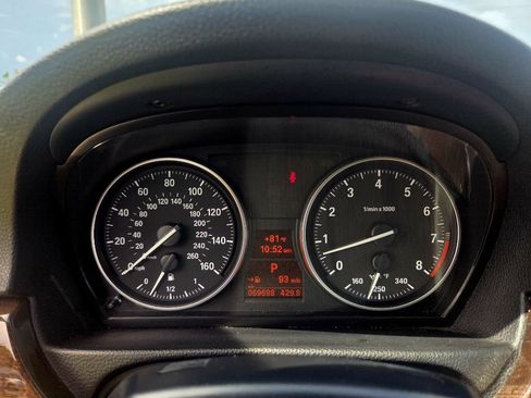 Used 2013 BMW 335i Convertible RWD image 12